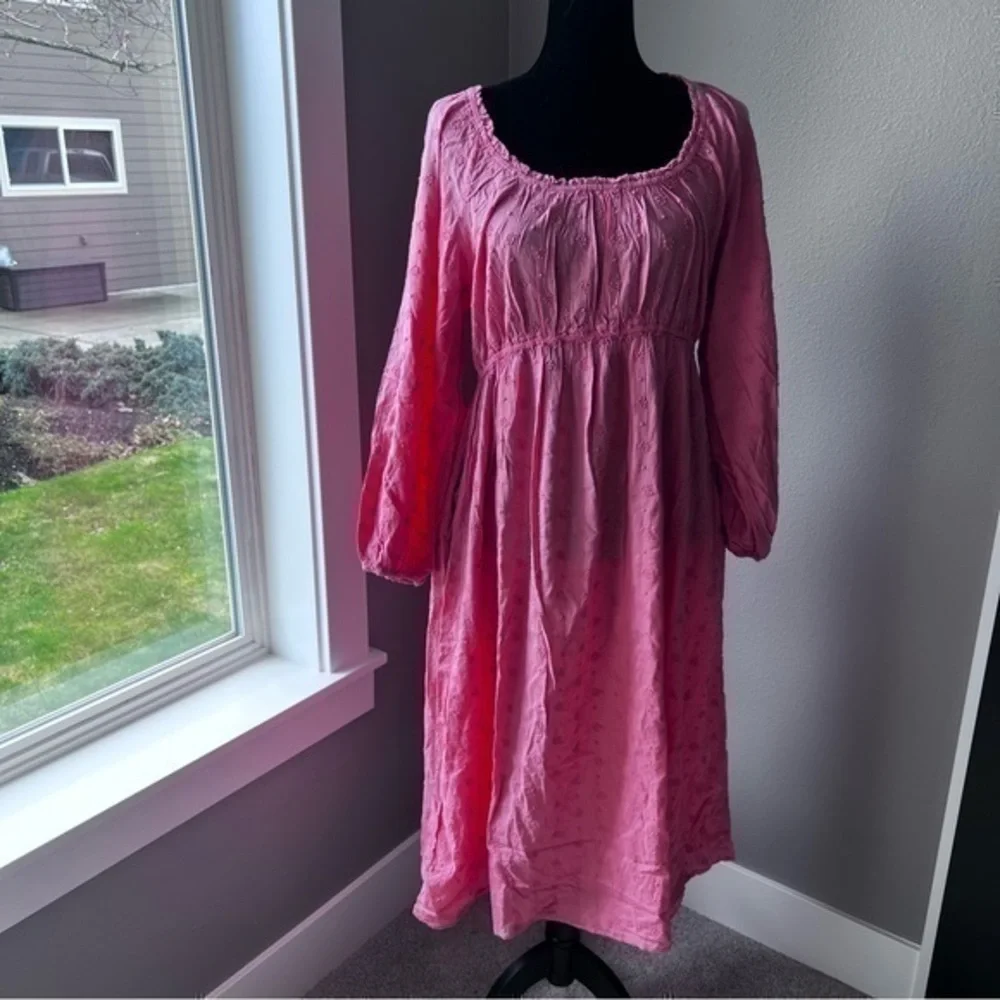 pink maternity dress old navy Old Navy Women's Maternity Lined Dress Size L Pink Eyelet Sleeveless